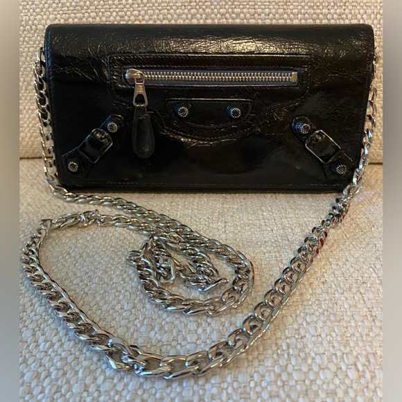 Balenciaga Black Leather Wallet, with generic silver chain included - Picture 3 of 16